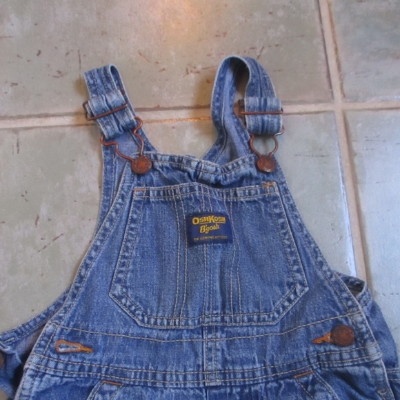 Oshkosh Boys Denim Short Overalls Size 24 Months - Picture 4 of 5